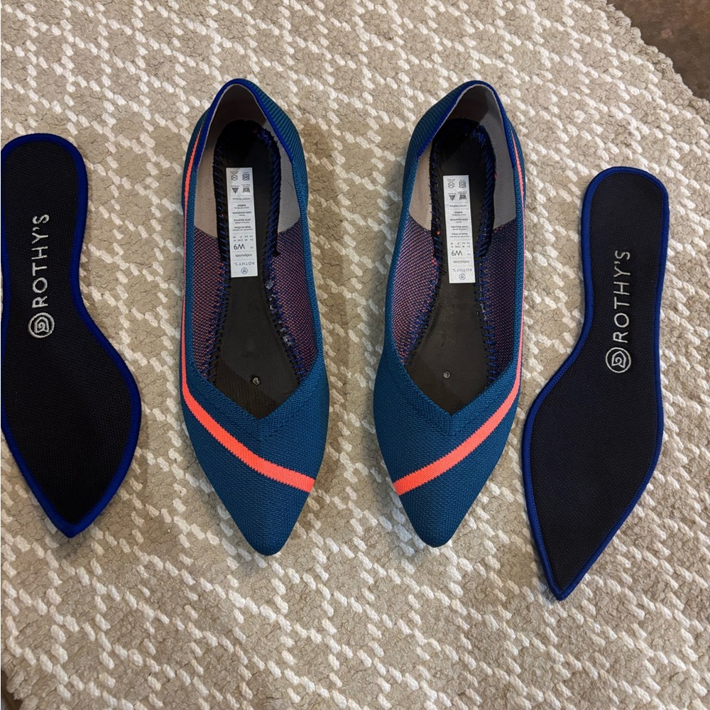 Rothy's Teal and Coral Pointed Flats